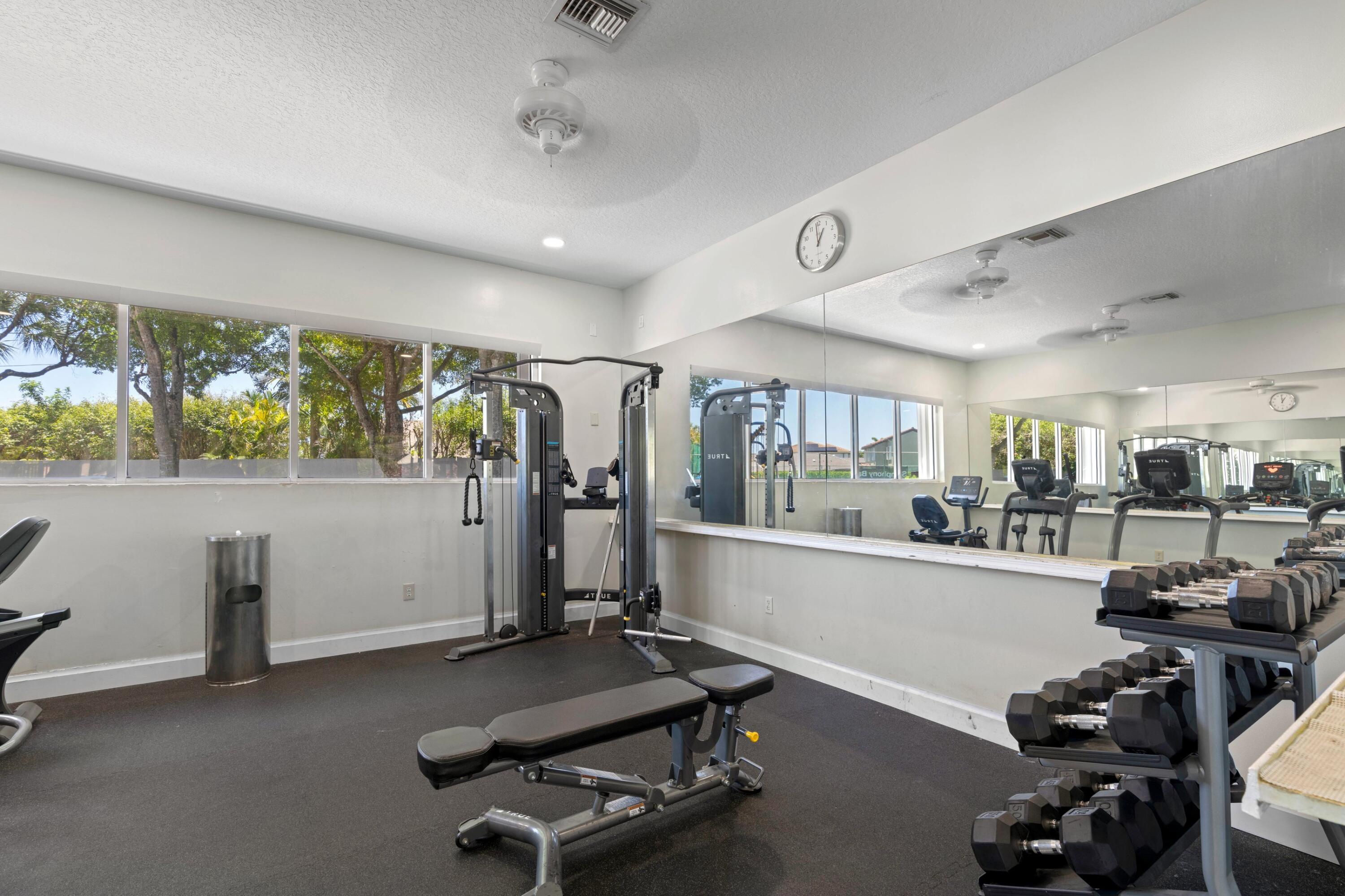 SYMPHONY BAY - Residential