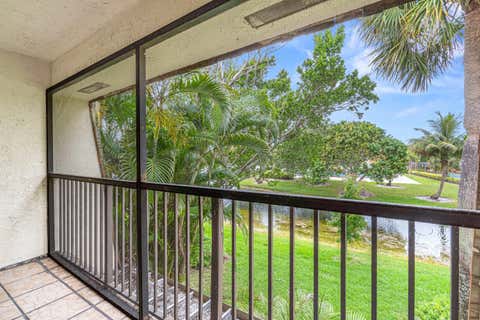 Tiny photo for 8321 S Coral Circle, North Lauderdale, FL 33068 (MLS # B26032397)
