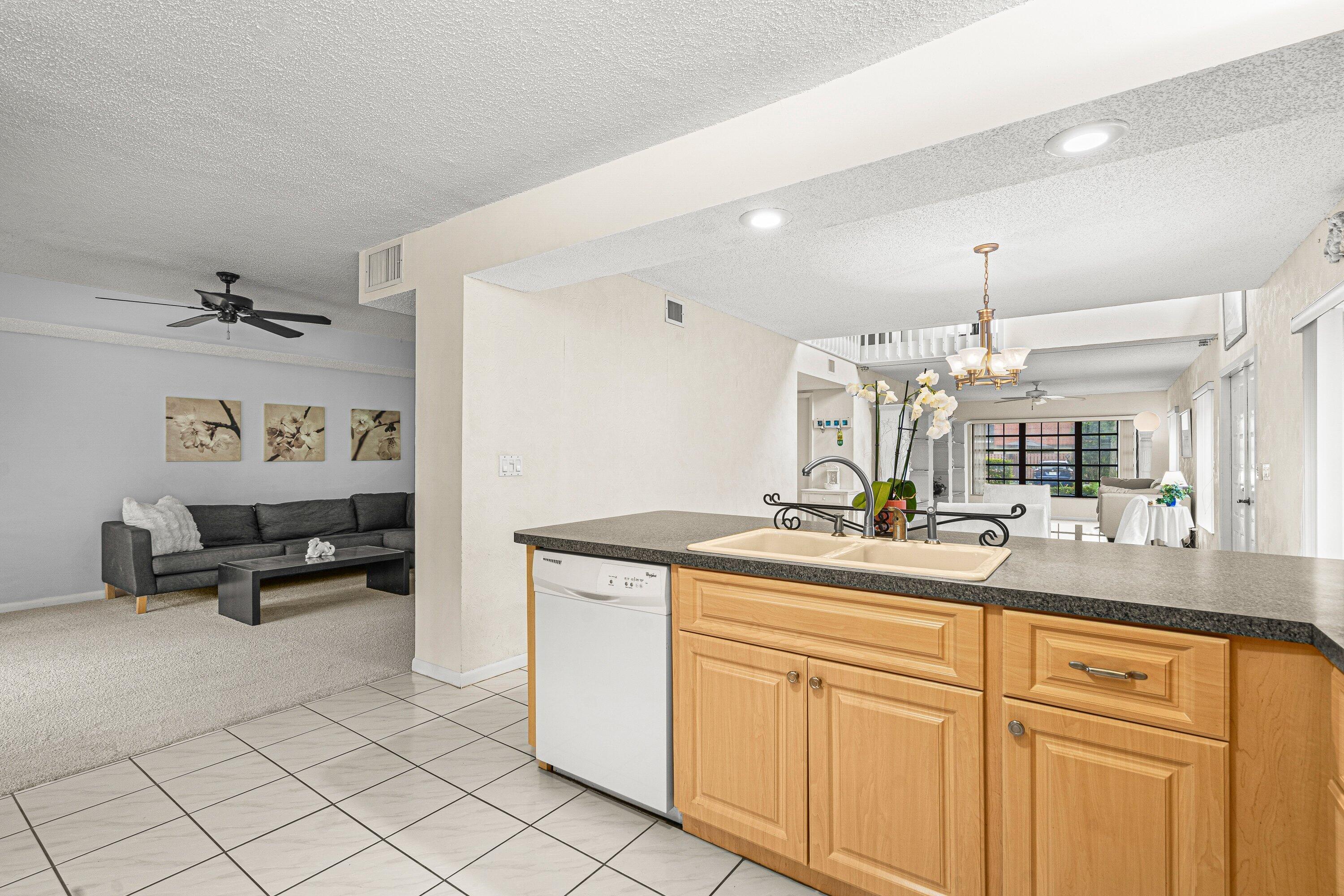WOODVILLE - Residential
