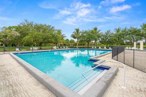 Tiny photo for 8321 S Coral Circle, North Lauderdale, FL 33068 (MLS # B26032397)