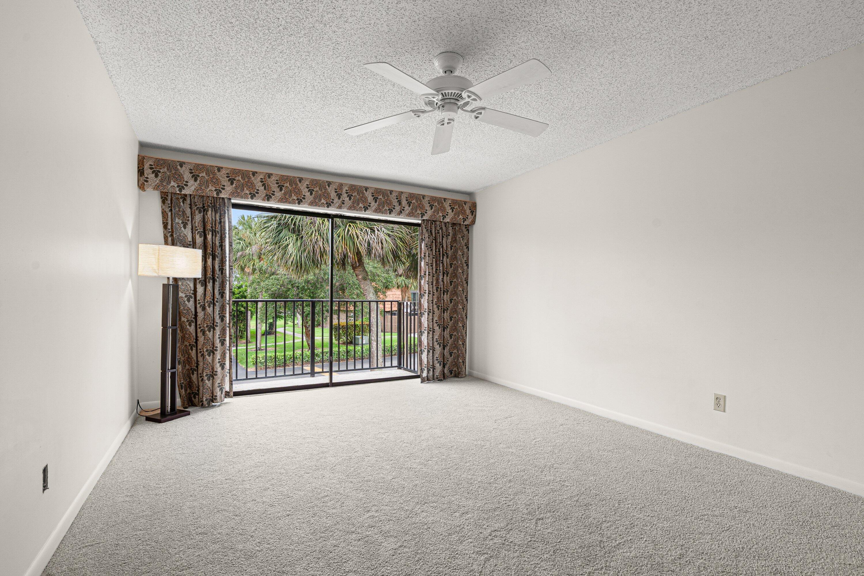 WOODVILLE - Residential