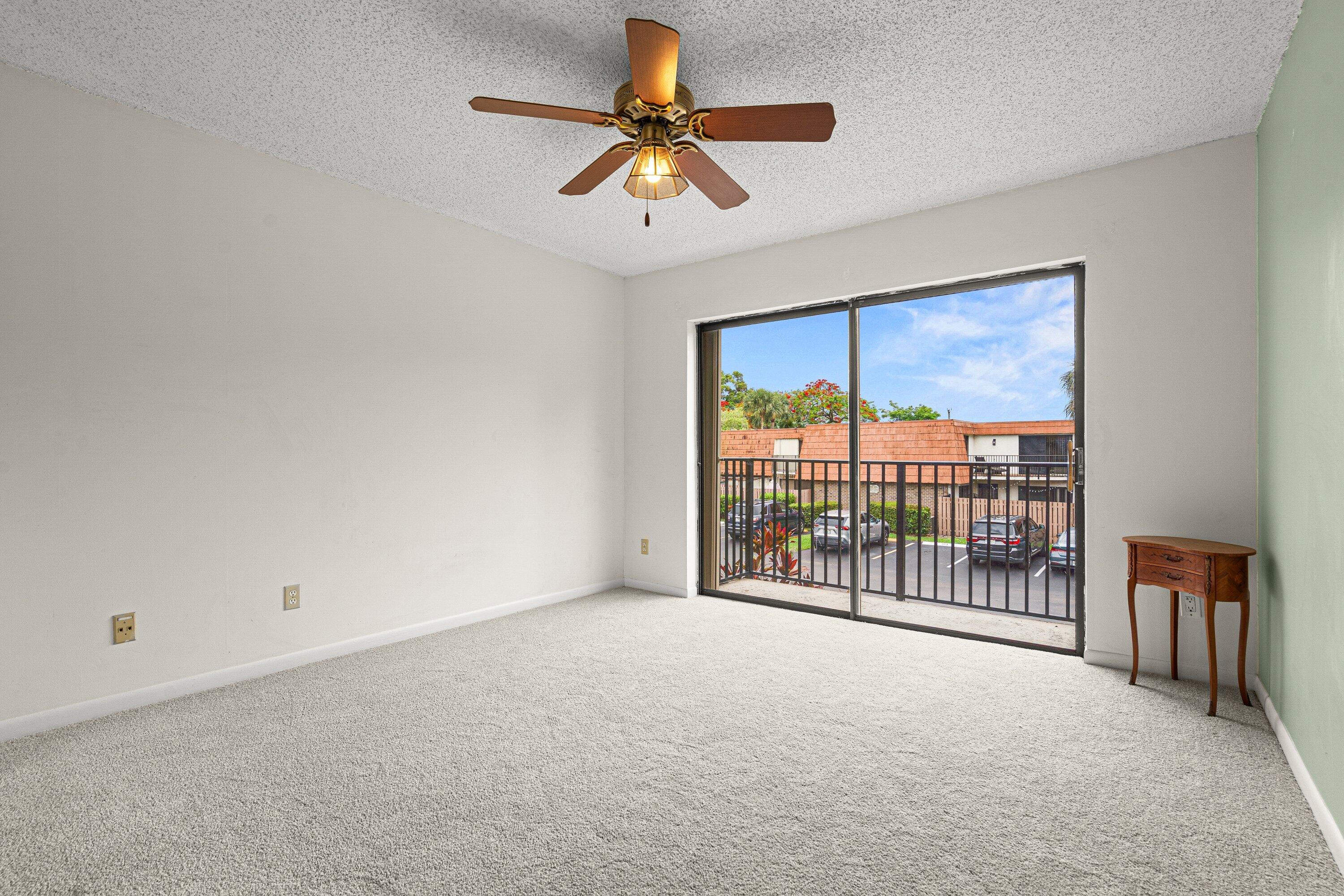 WOODVILLE - Residential
