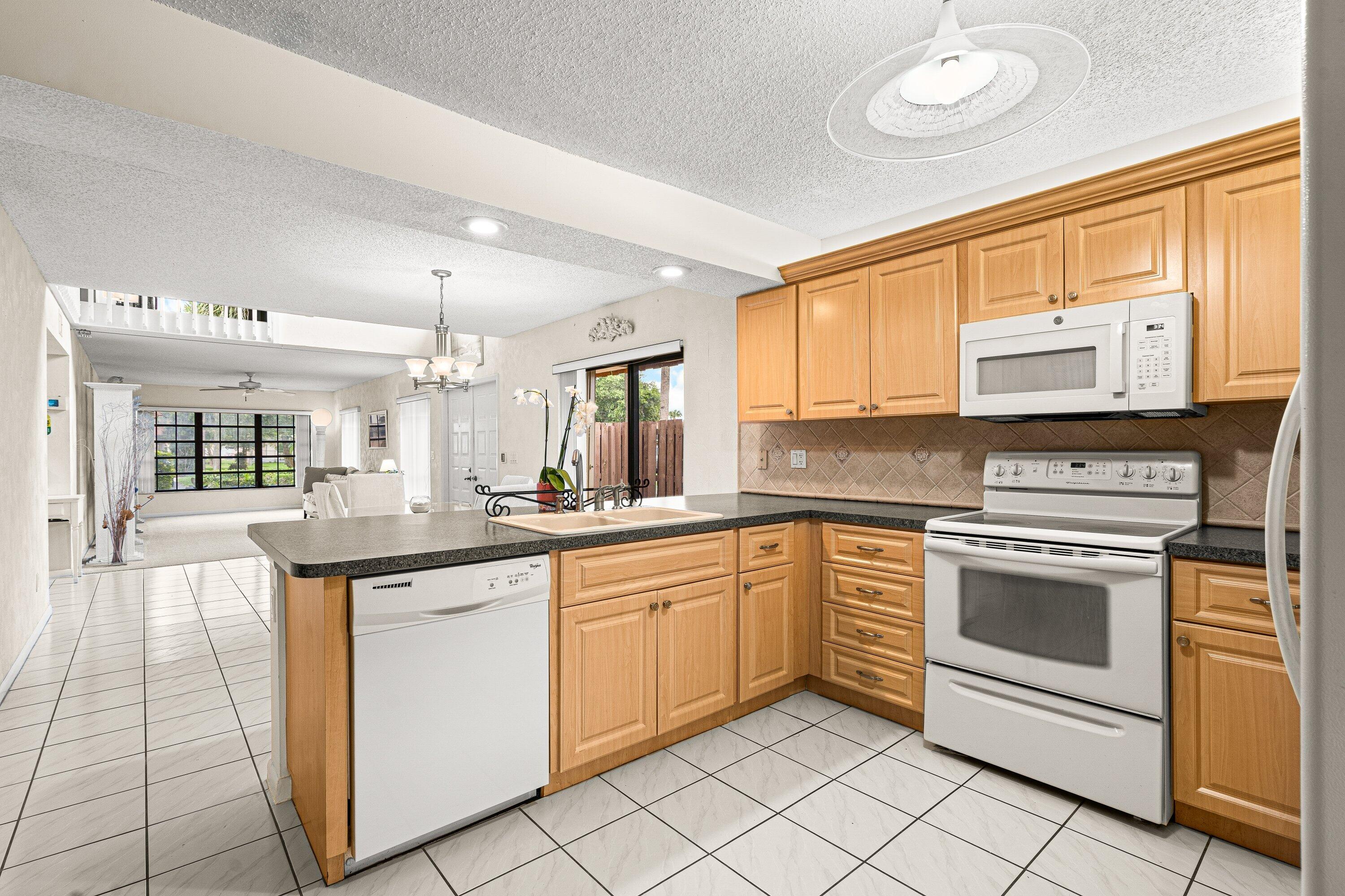 WOODVILLE - Residential