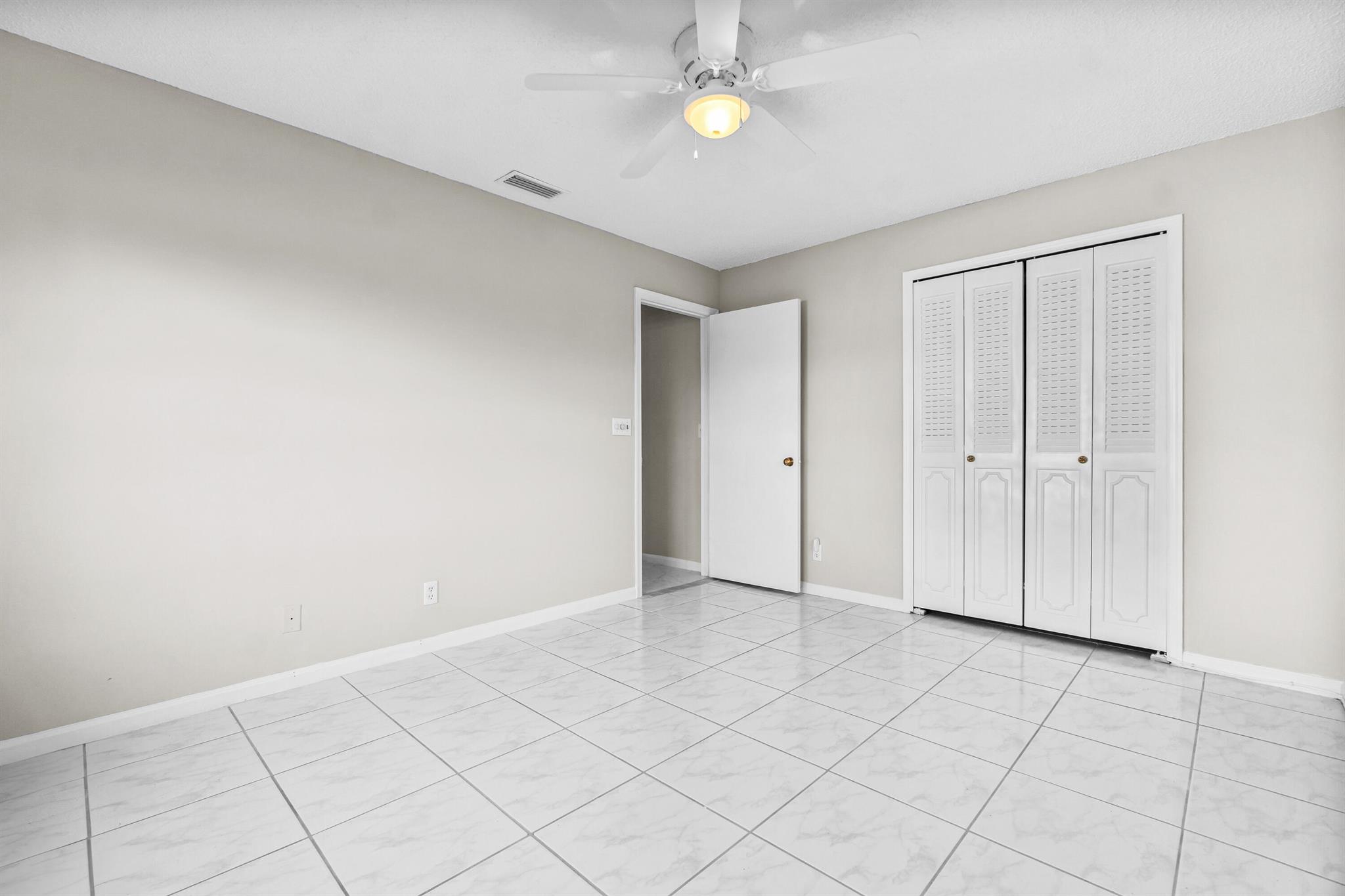 BENT TREE VILLAS WEST CON - Residential