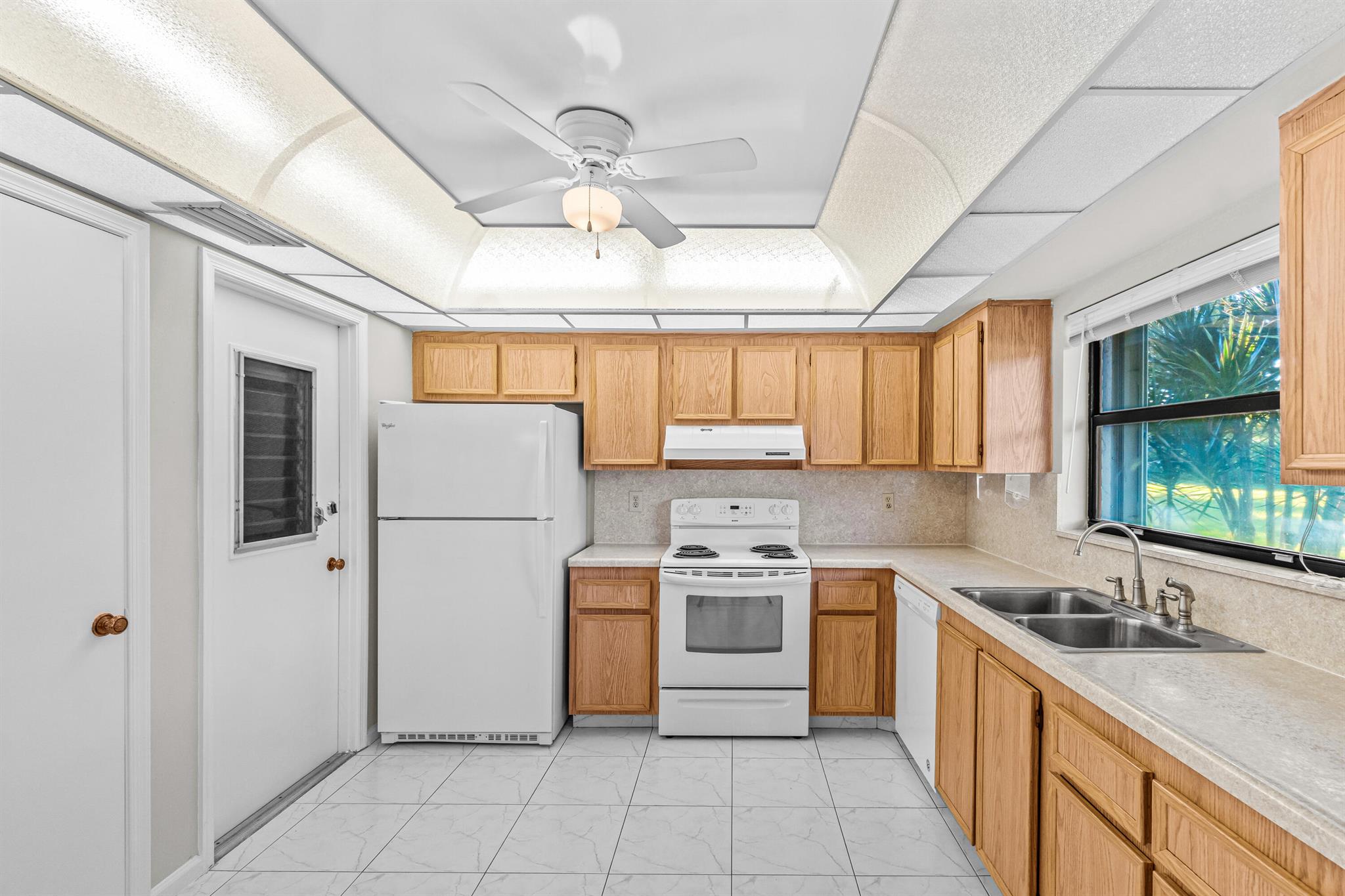 BENT TREE VILLAS WEST CON - Residential