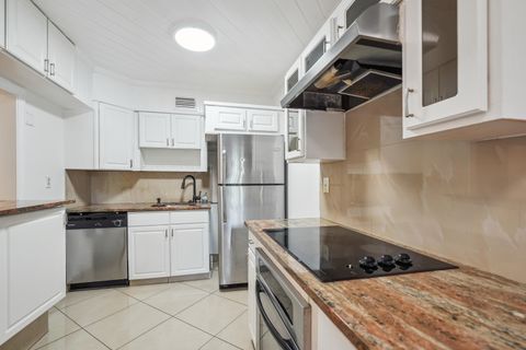 Tiny photo for 2878 Donnelly Drive #106, Lake Worth, FL 33462 (MLS # R11155427)