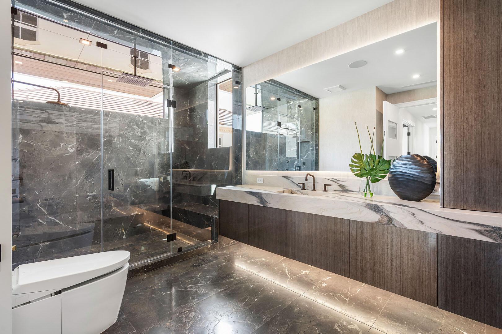 ROYAL PALM YACHT & COUNTR - Residential