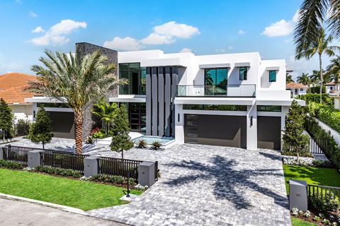 Tiny photo for 169 W Coconut Palm Road, Boca Raton, FL 33432 (MLS # R11140783)