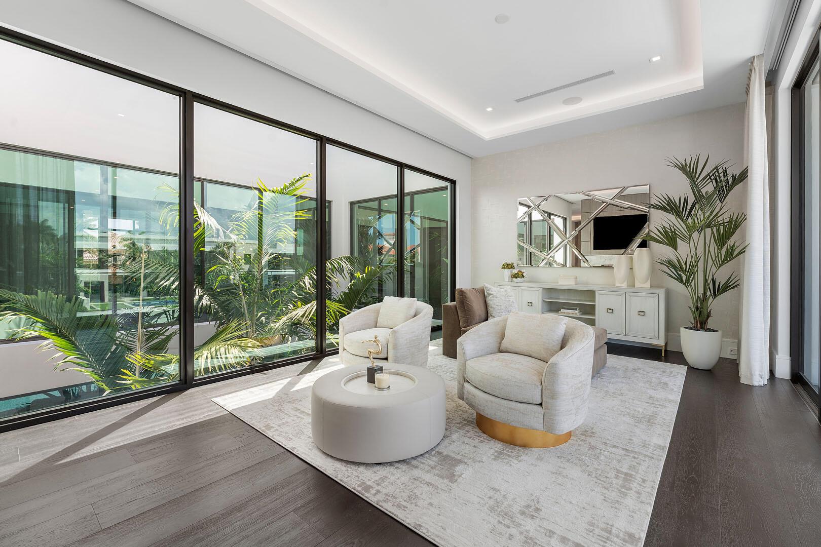 ROYAL PALM YACHT & COUNTR - Residential