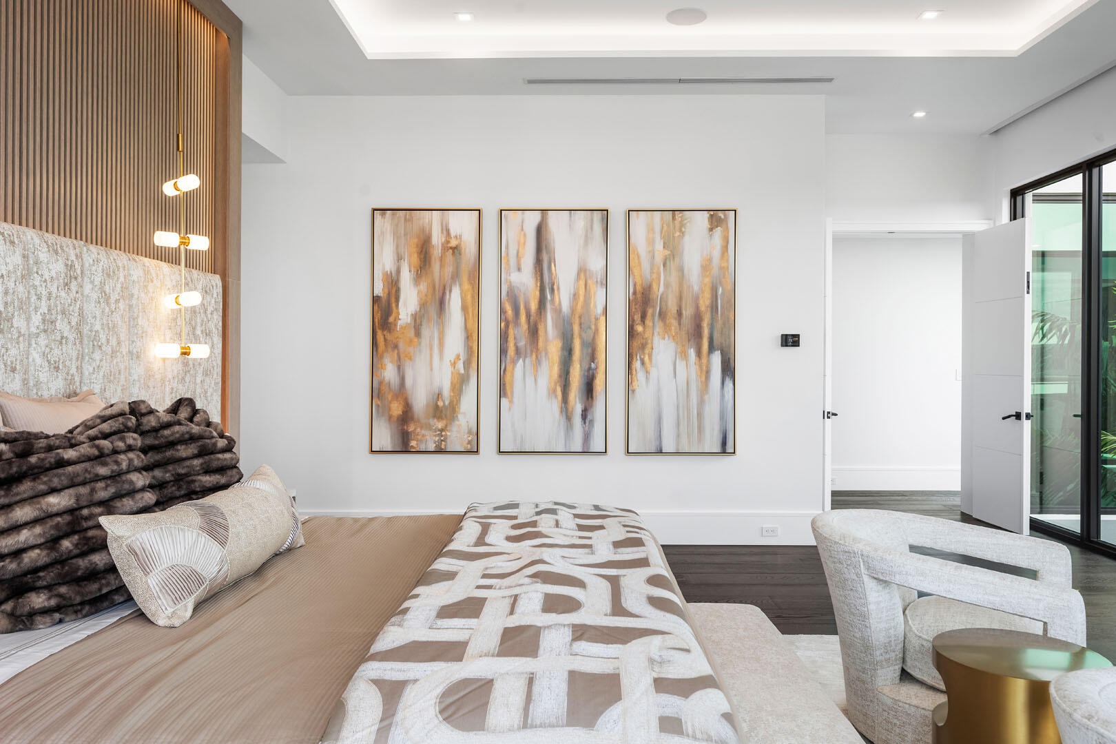 ROYAL PALM YACHT & COUNTR - Residential