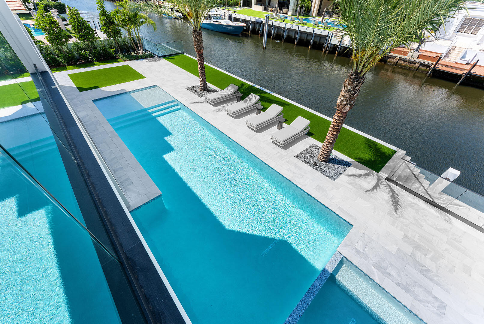 ROYAL PALM YACHT & COUNTR - Residential