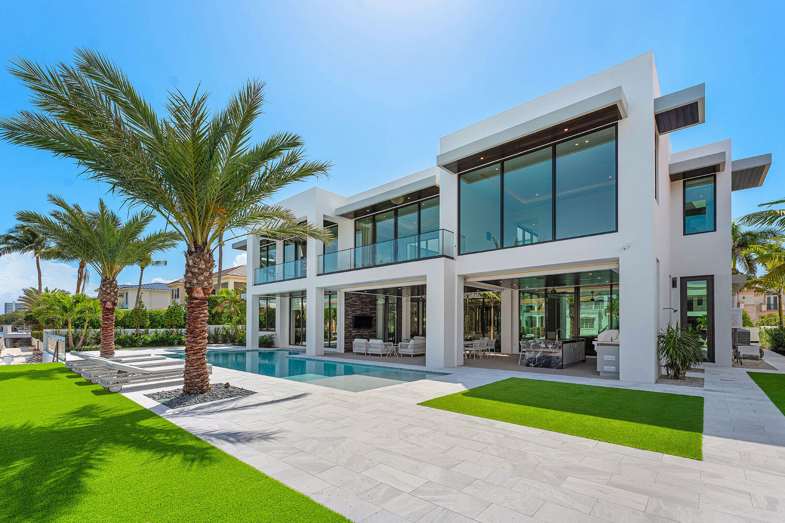 ROYAL PALM YACHT & COUNTR - Residential