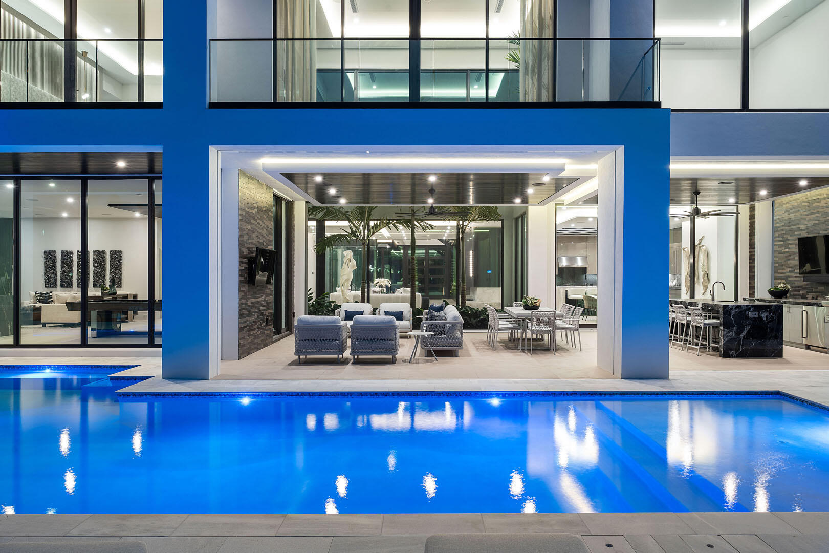 ROYAL PALM YACHT & COUNTR - Residential