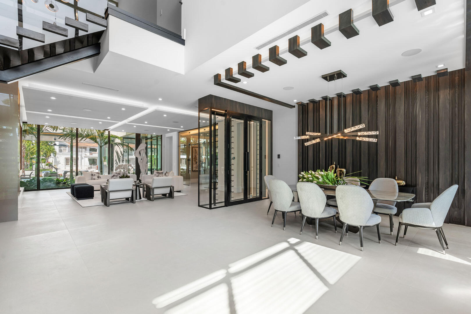 ROYAL PALM YACHT & COUNTR - Residential