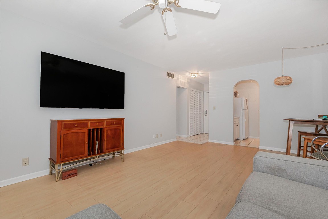 1821 NE 62nd Street 310