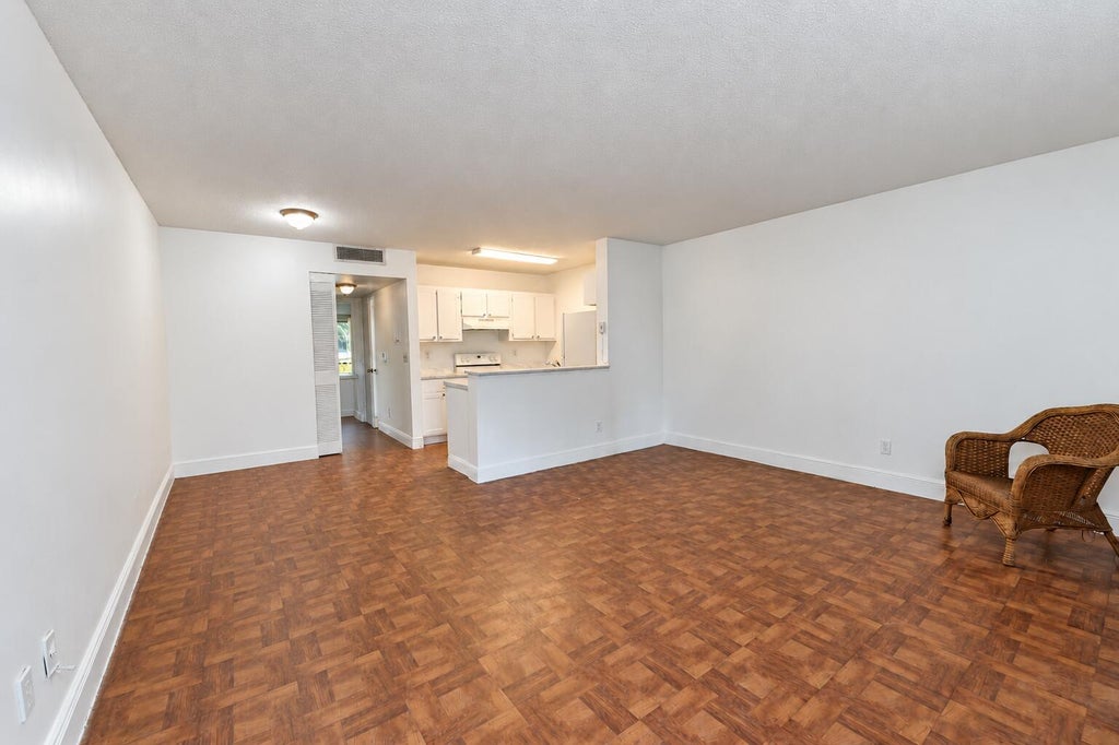 Photo of 1509 Meadows Circle W, Boynton Beach, FL 33436 (MLS # B26081589)