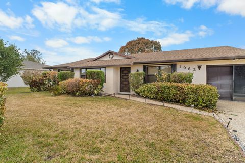 Property photo of 1962 Sw Libra Lane, Port St Lucie, FL 34984
