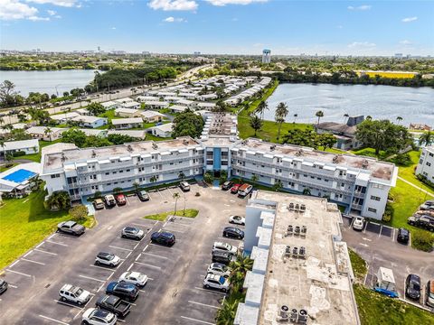 2309 Park Ln 202 Hollywood FL 33021