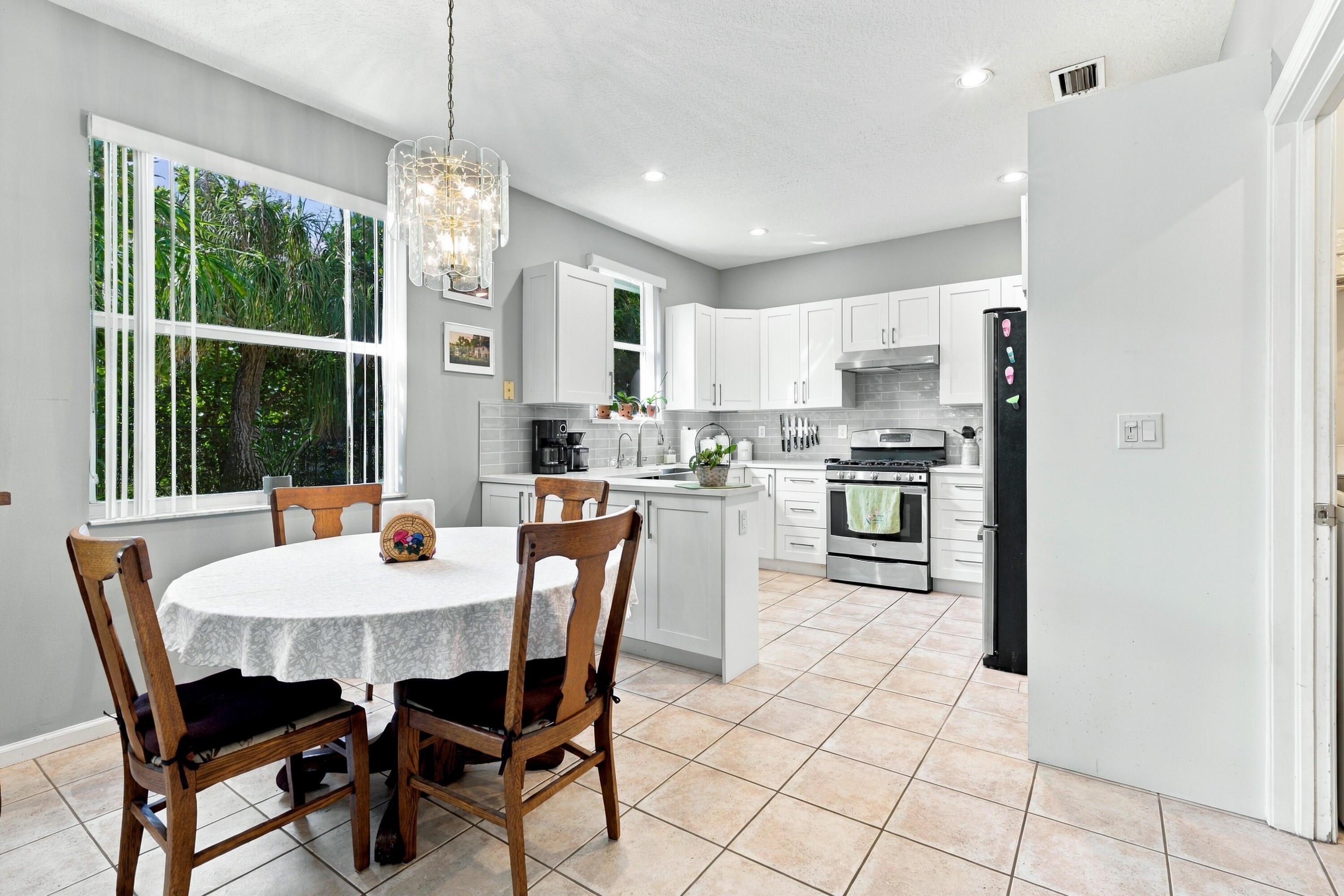 View photos, virtual tours, details... 1034 Cape Cod Terrace