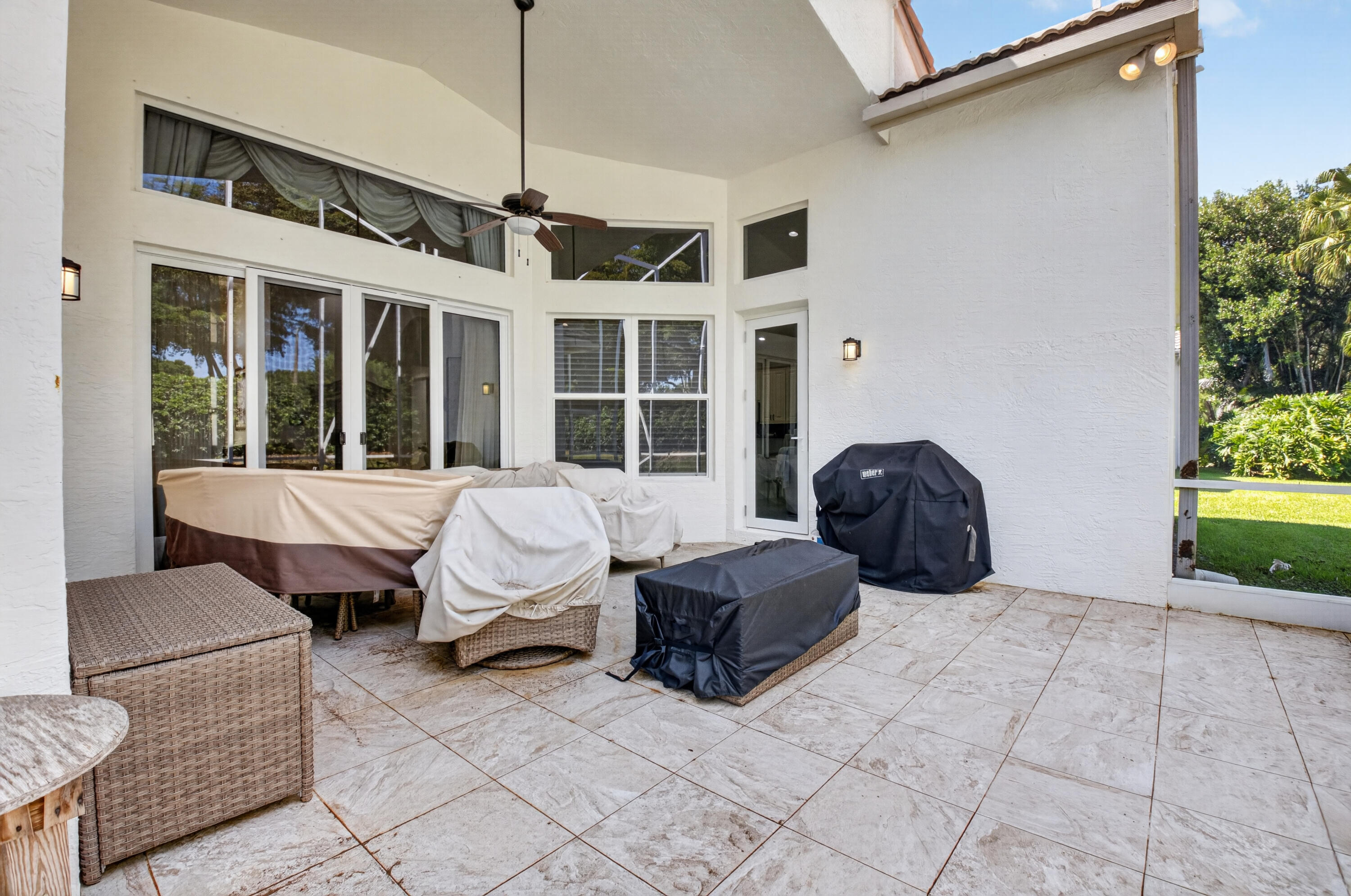 VALENCIA LAKES 2 - Residential