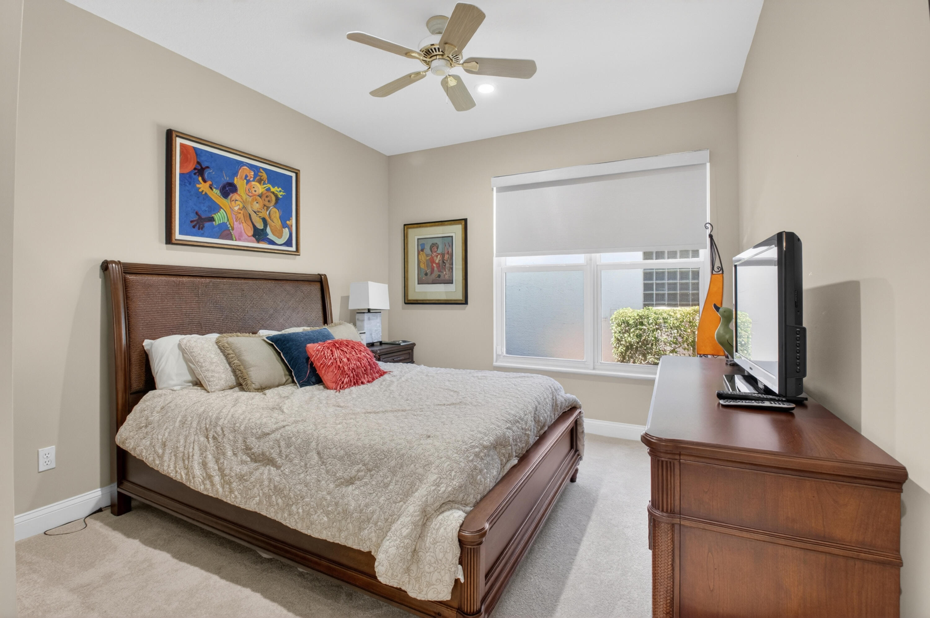 VALENCIA LAKES 2 - Residential