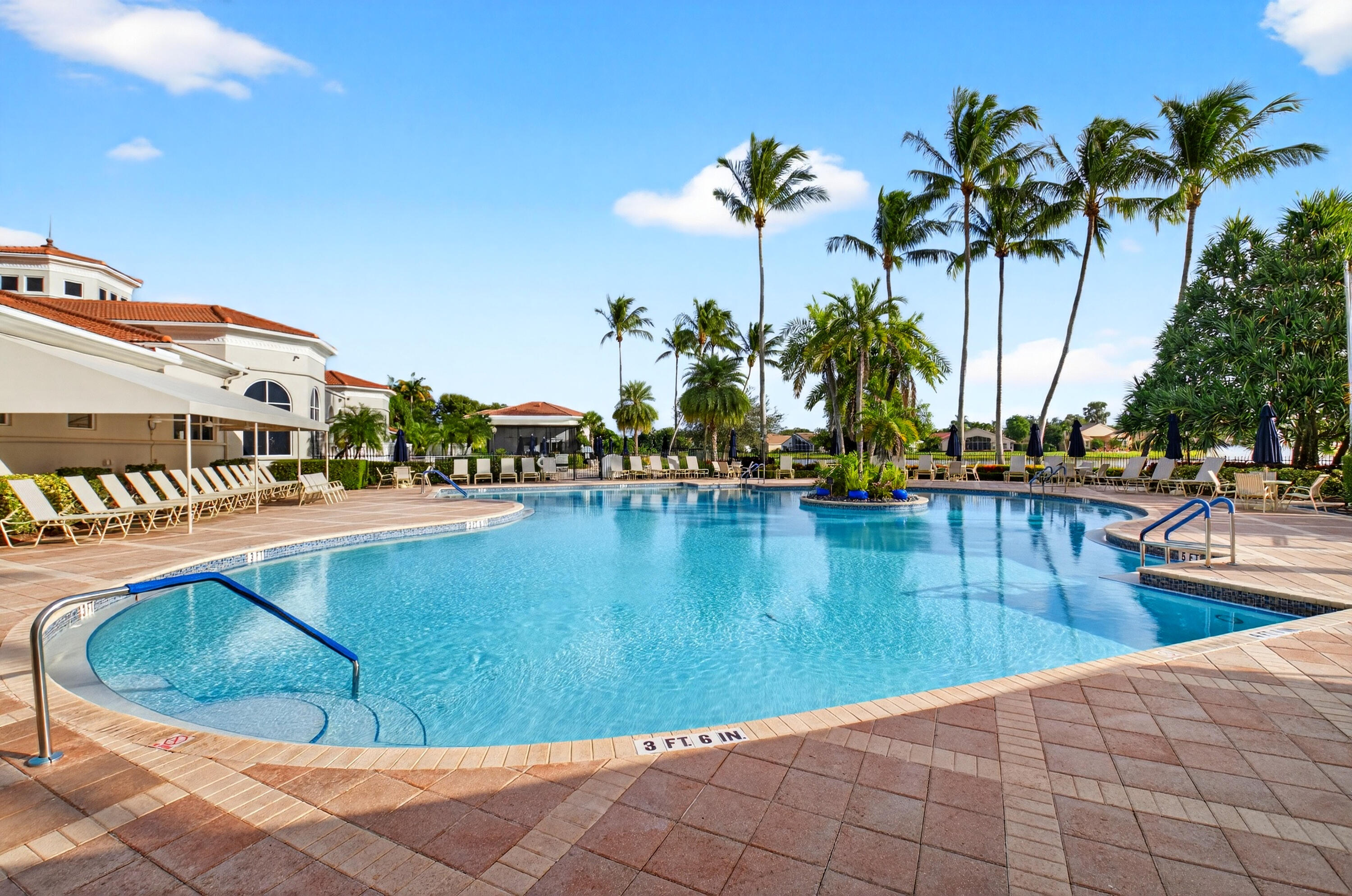 VALENCIA LAKES 2 - Residential