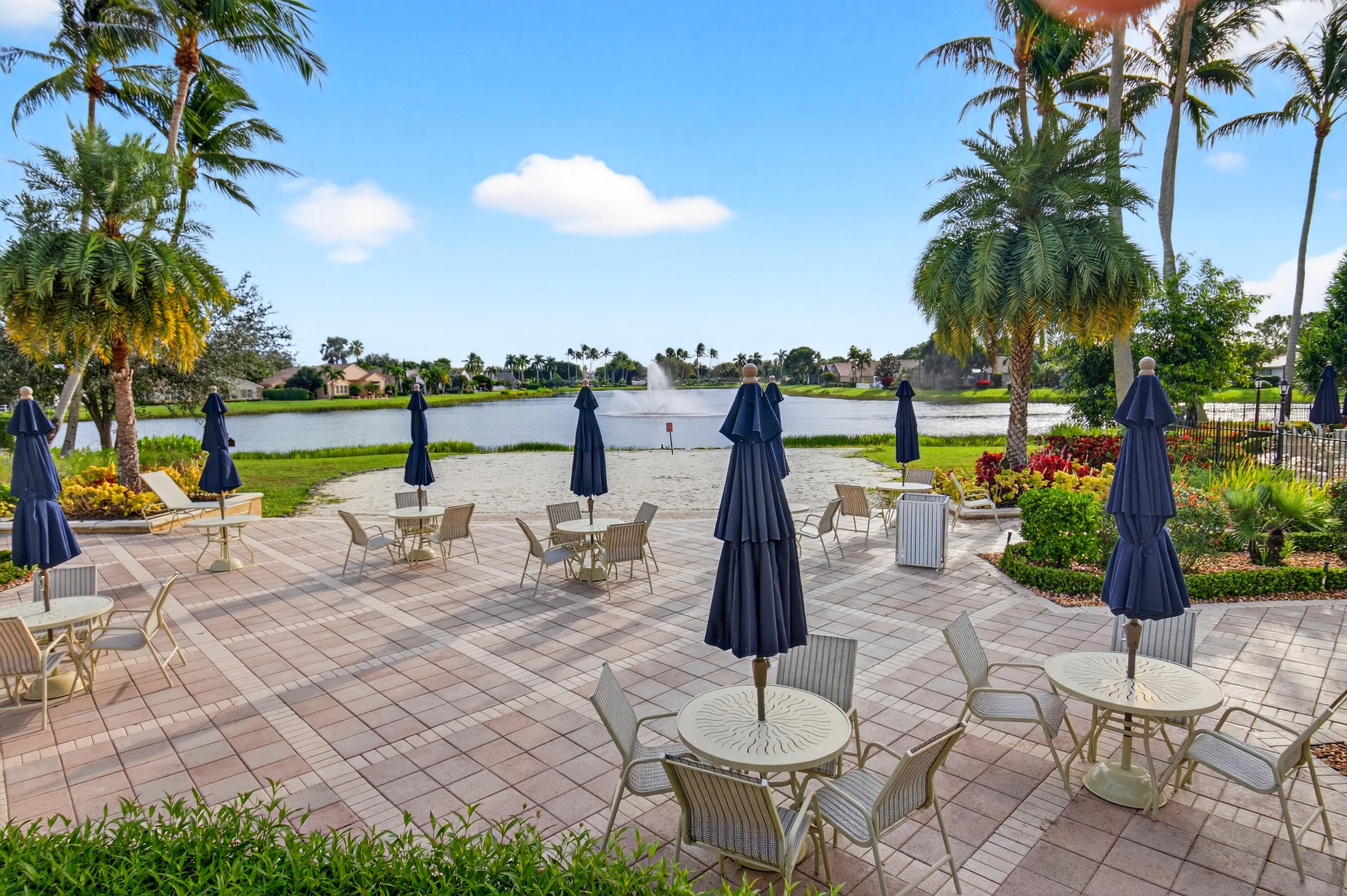 VALENCIA LAKES 2 - Residential