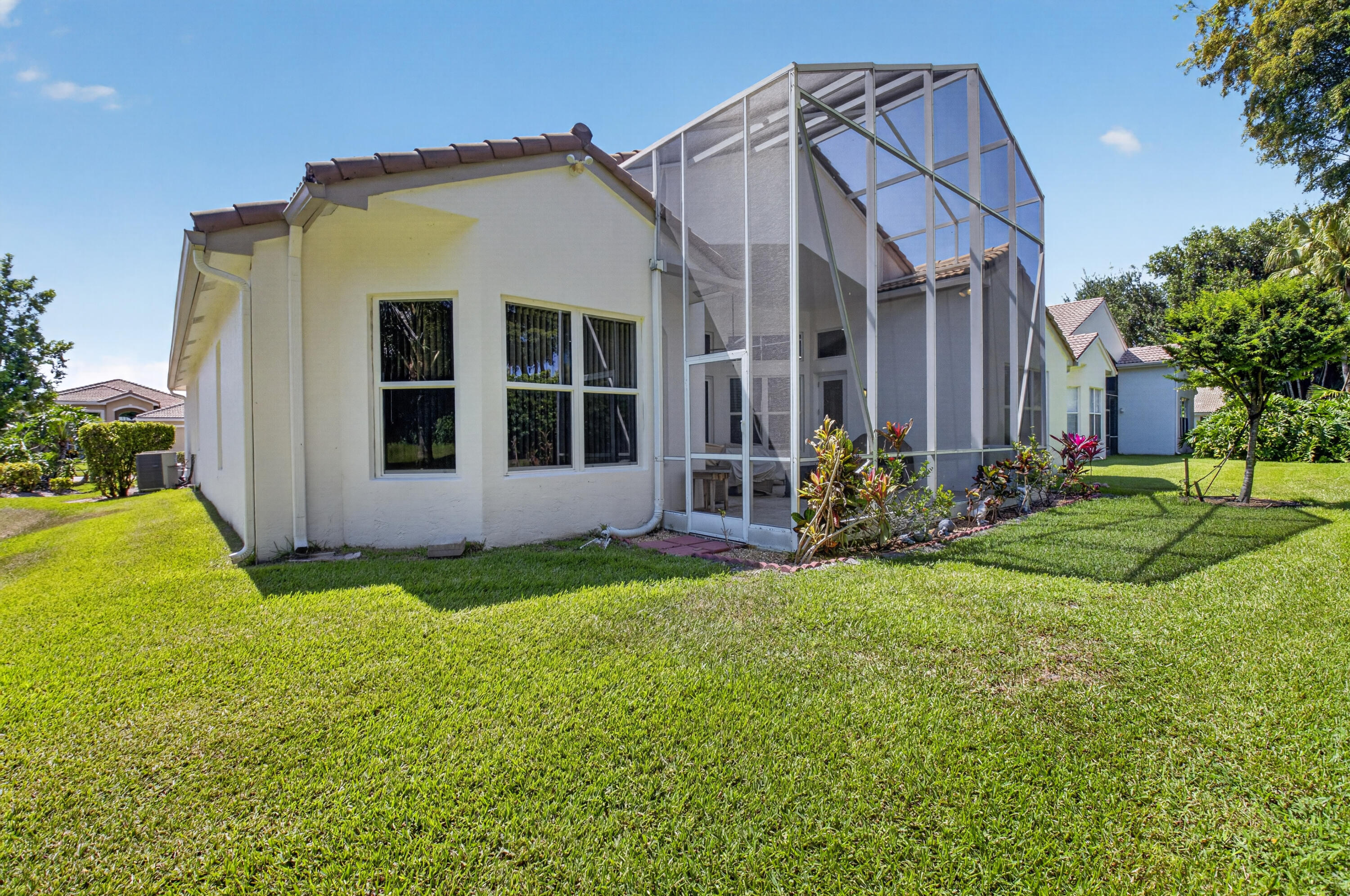 VALENCIA LAKES 2 - Residential