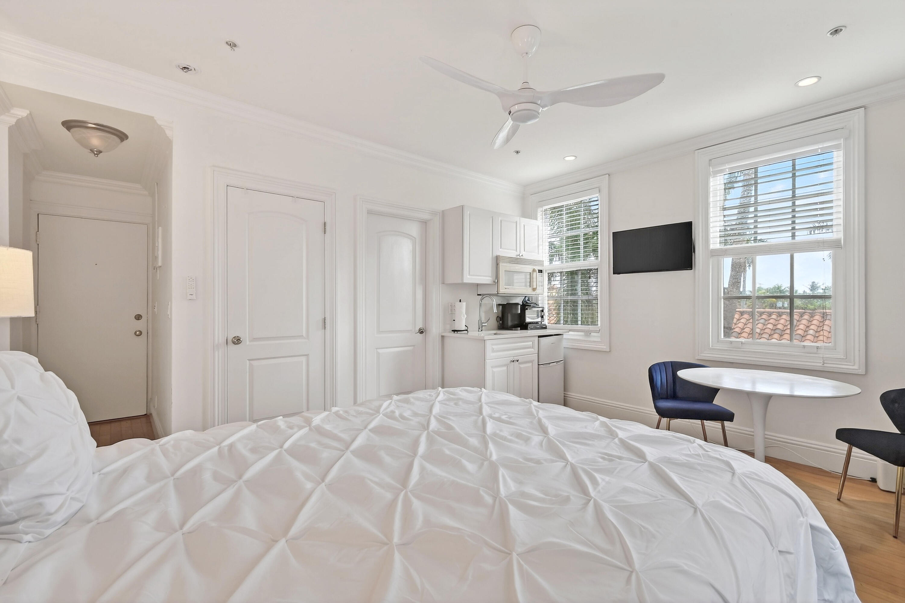 235 Sunrise Avenue #3265