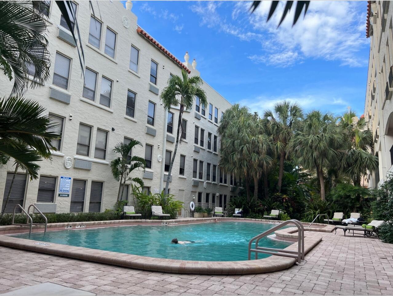 PALM BEACH HOTEL CONDO - Residential