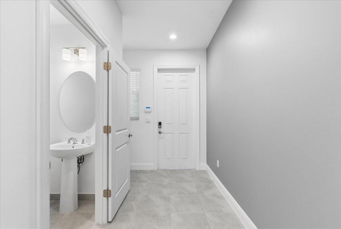 DEERFIELD CROSSING - Residential