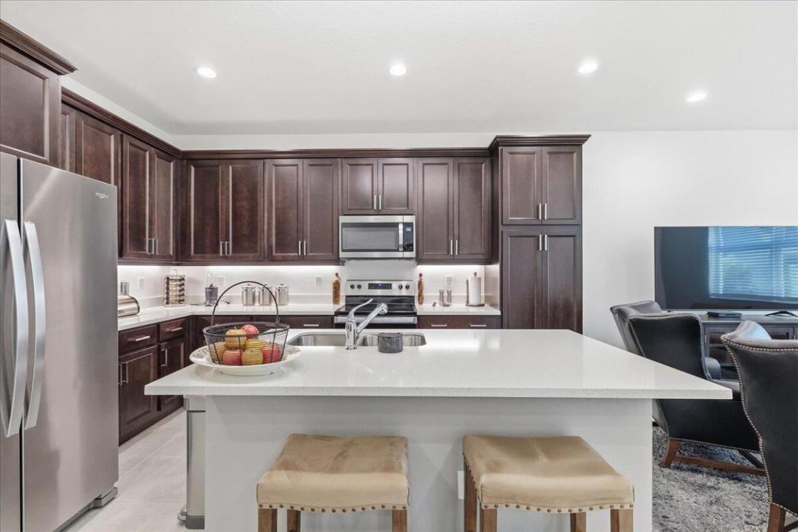 DEERFIELD CROSSING - Residential