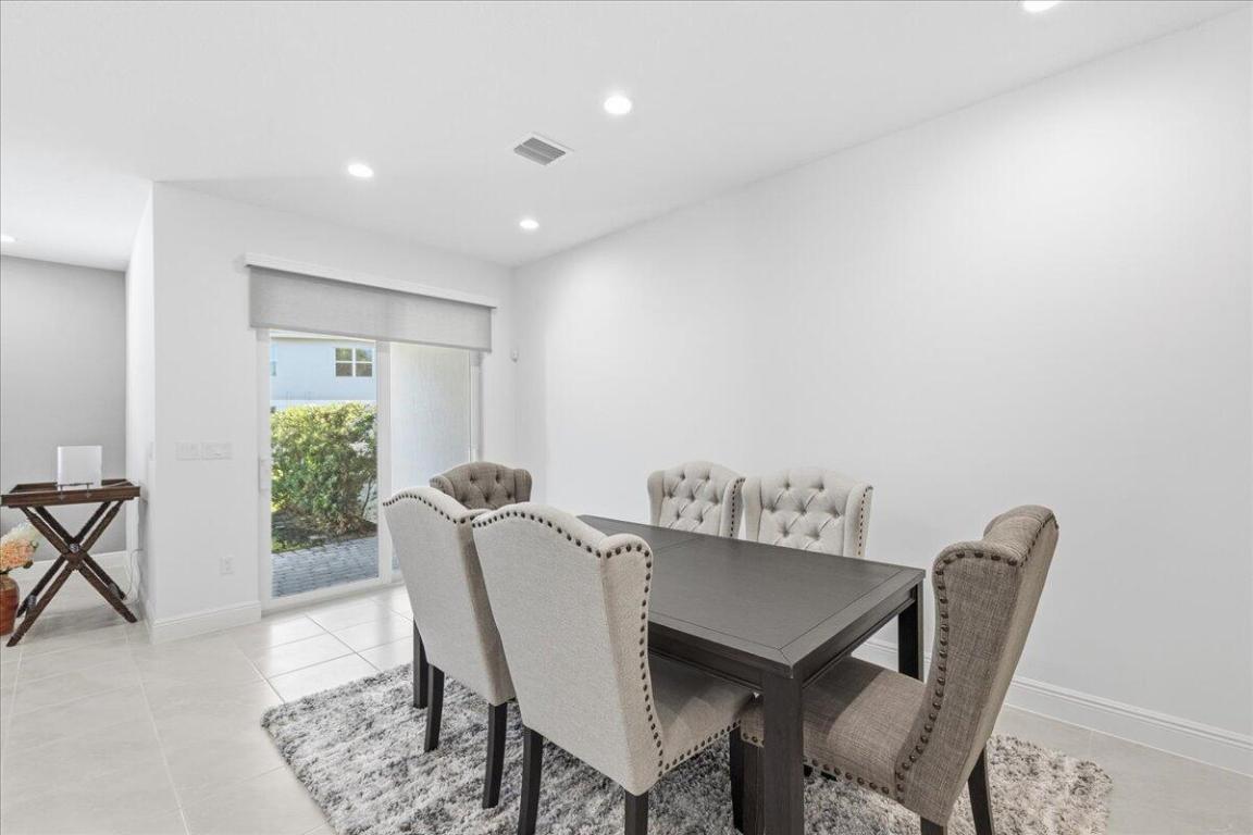 DEERFIELD CROSSING - Residential