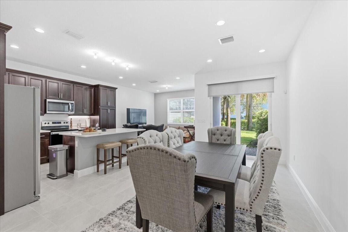 554 Sanderling Circle