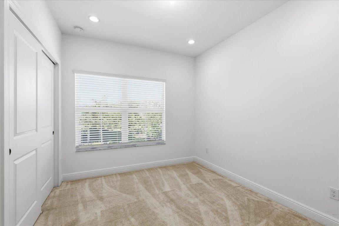 DEERFIELD CROSSING - Residential