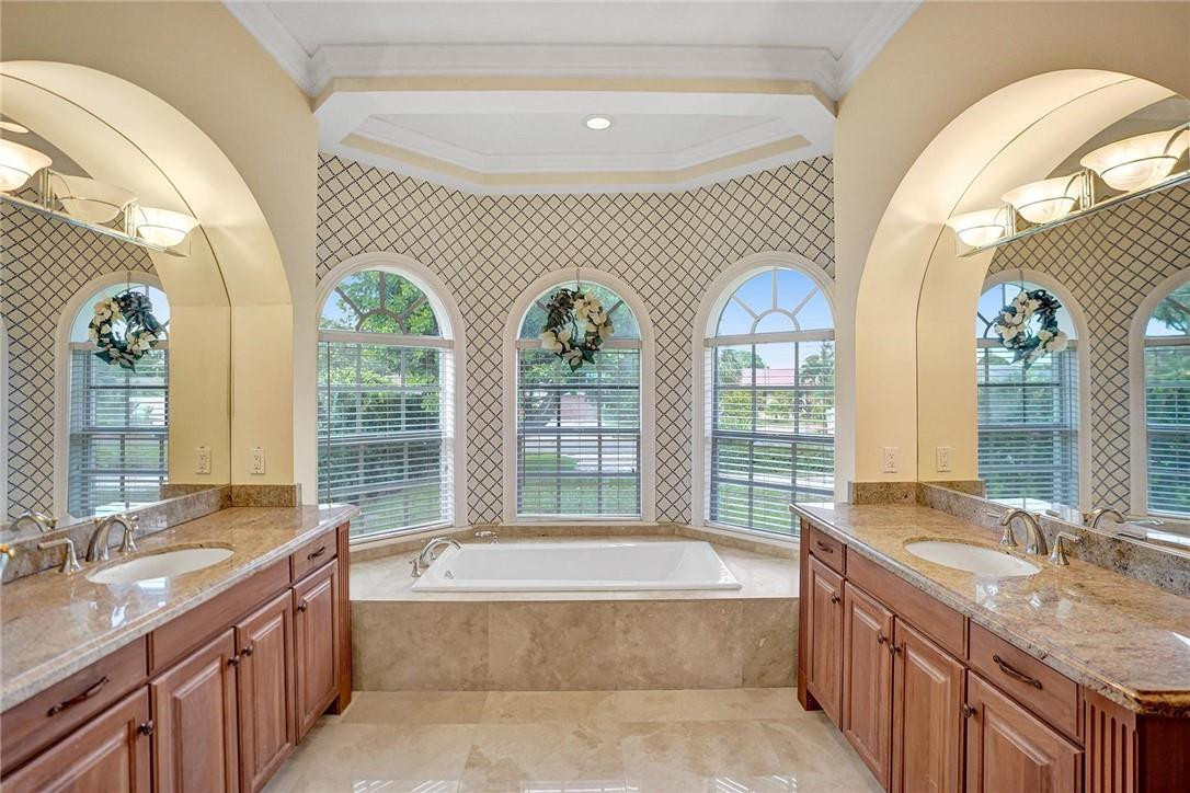 Coral Ridge Country Club - Residential