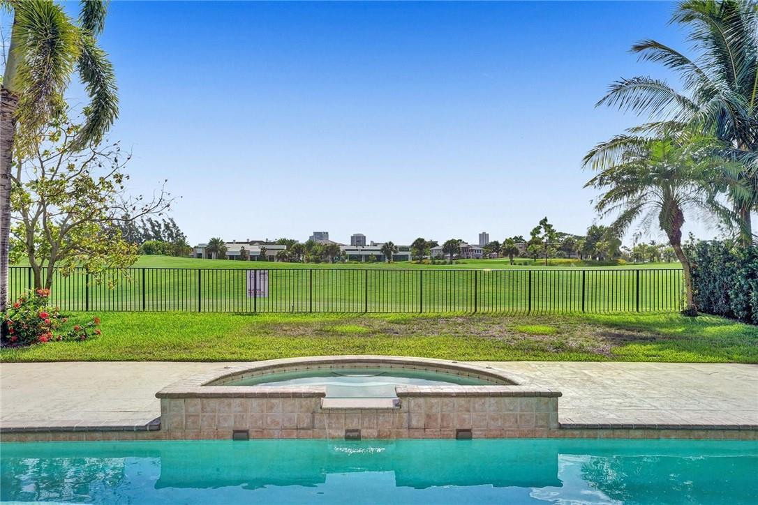 Coral Ridge Country Club - Residential