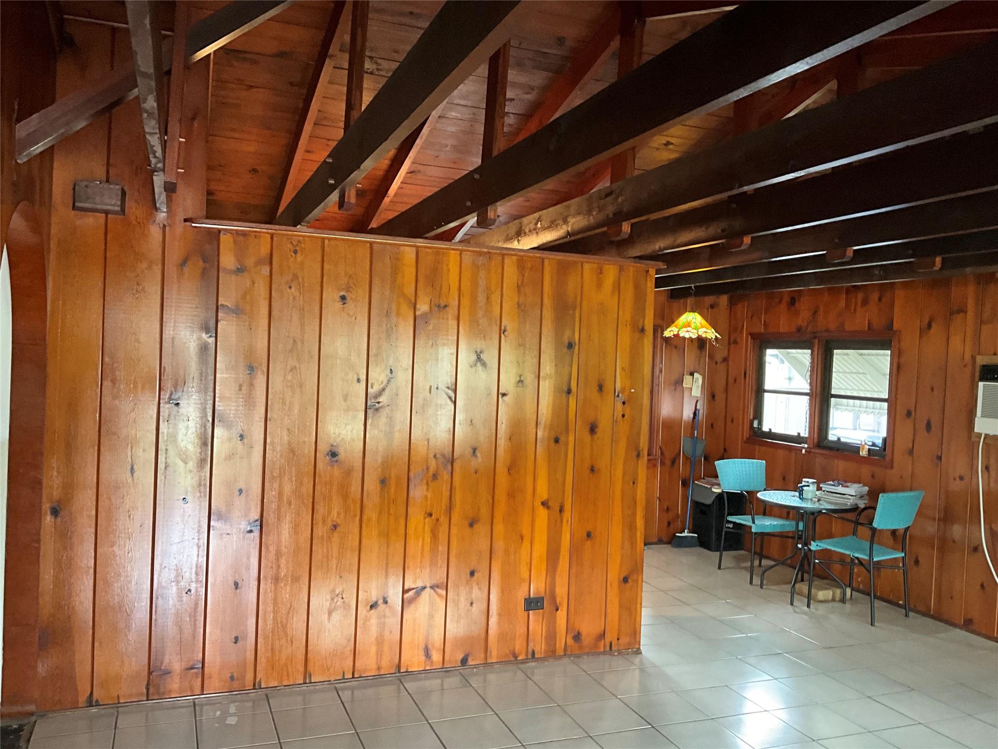 Middle River Plaza 9-52 B - Residential