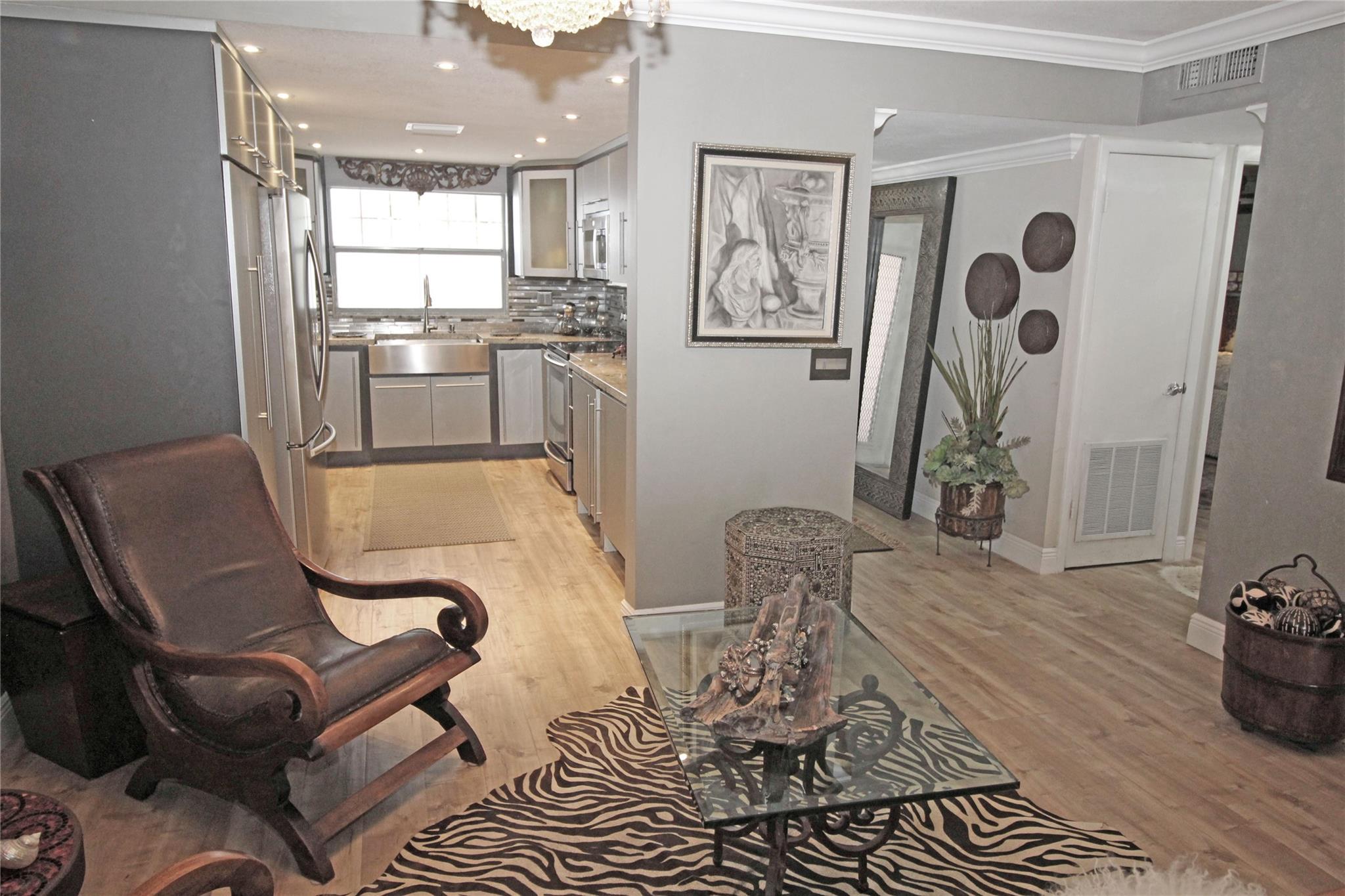 SUNRISE LAKES PHASE 3 - Residential