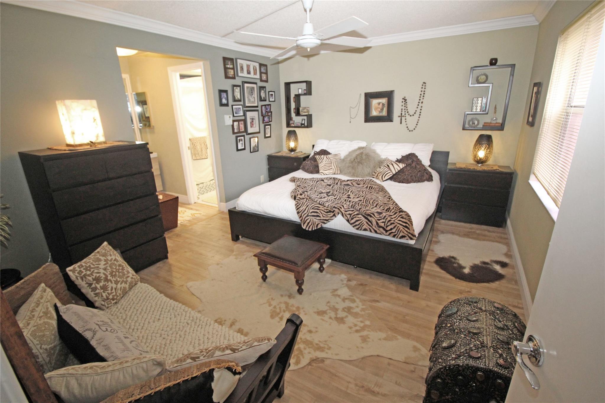 SUNRISE LAKES PHASE 3 - Residential