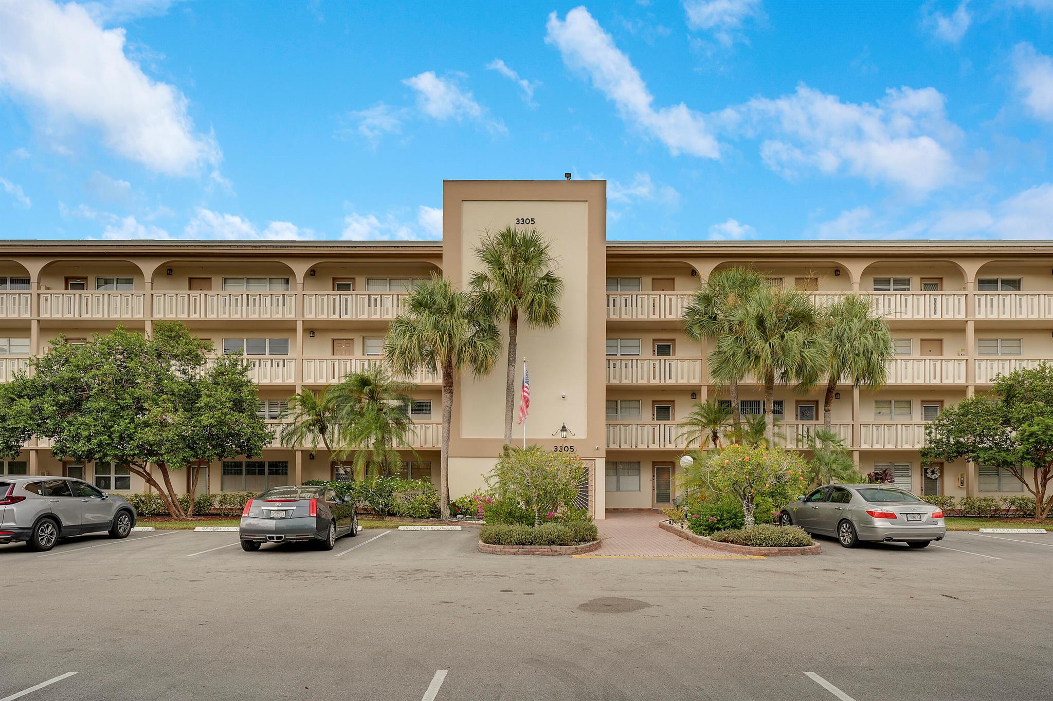 Turnk-key, beautifully maintained 2/2. Glass enclosed patio, overlooking pool, and luscious greenery Washer, & dryer in unit. Elevator. Can be rented annual, or seasonal. No less than 5 months. Come enjoy the Wynmoor lifestyle, you will be glad you did.