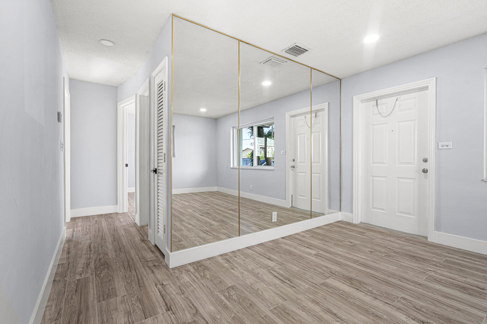 TAMARAC LAKES SOUTH - Residential