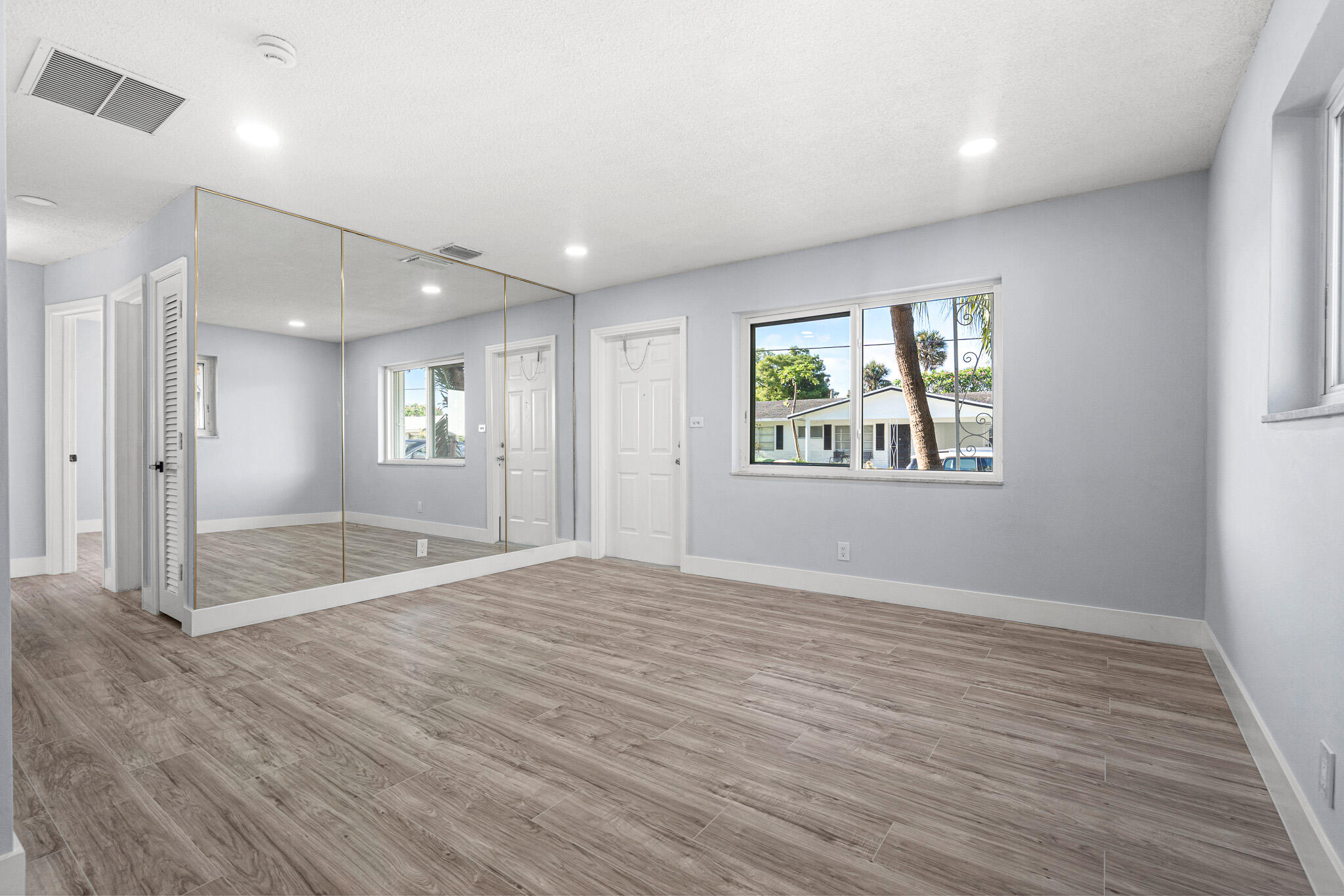 TAMARAC LAKES SOUTH - Residential