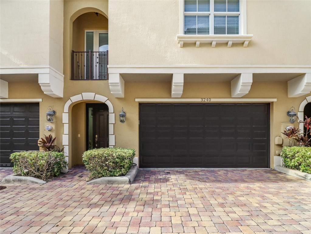 3240 NE 13 Street 3240