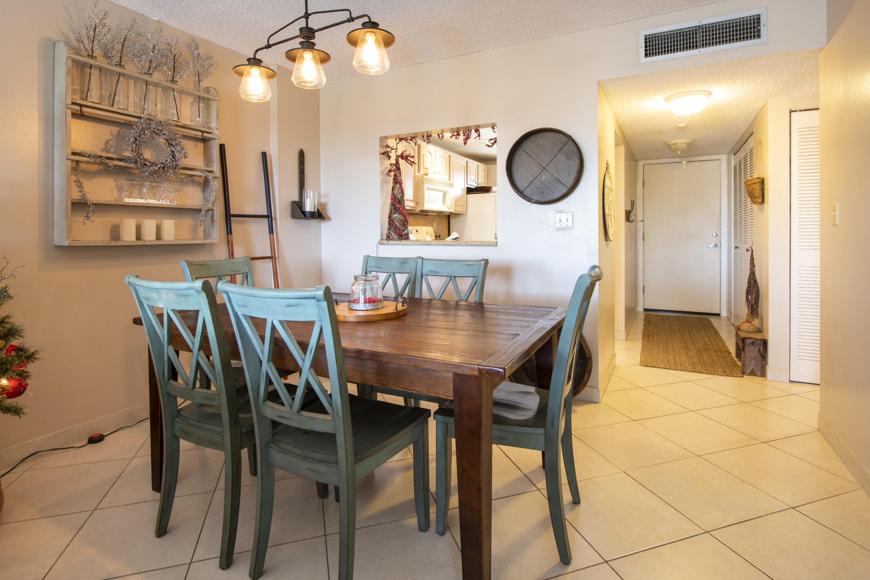 DELPHI TOWERS CONDO - Residential