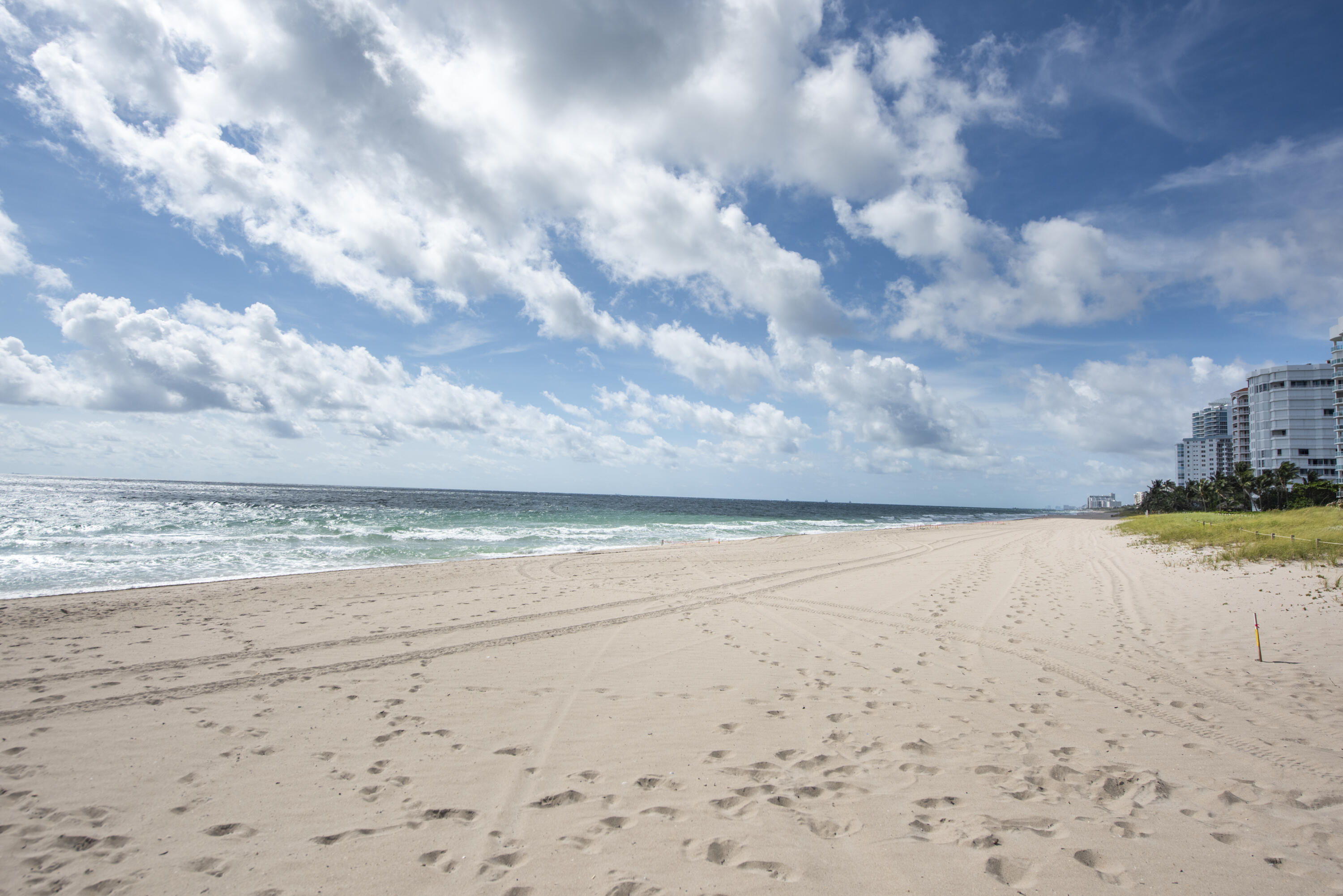 DELPHI TOWERS CONDO - Residential