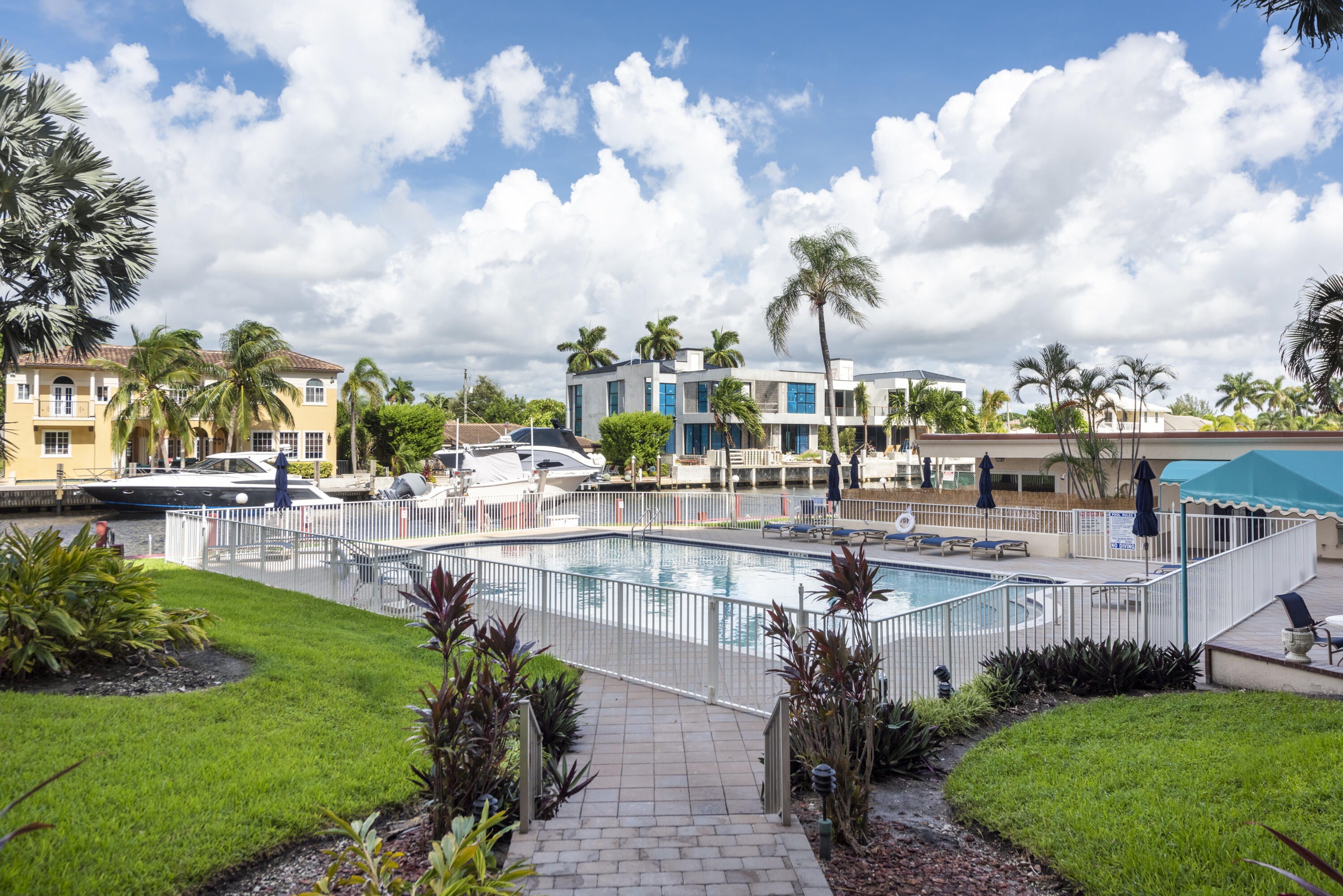 DELPHI TOWERS CONDO - Residential