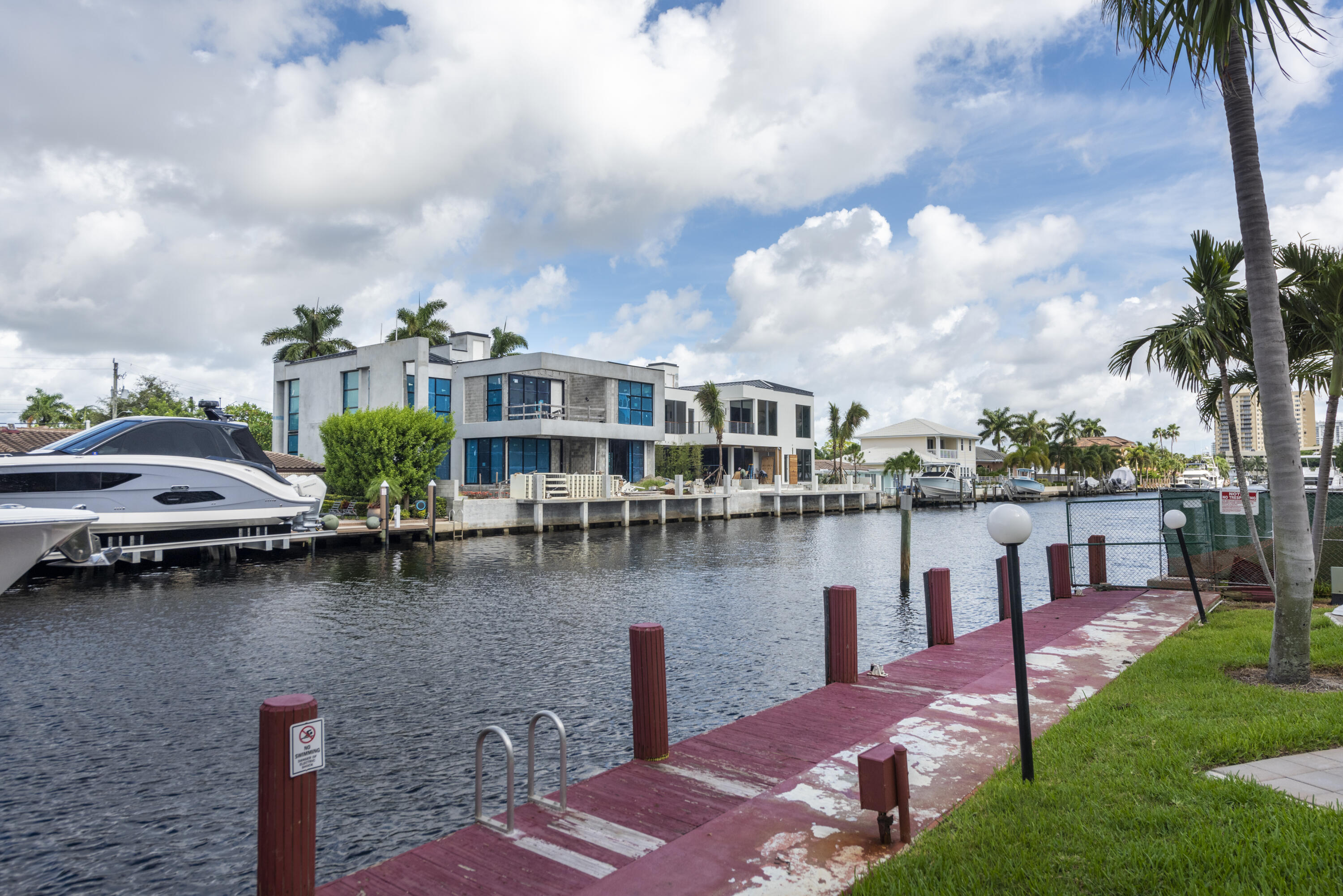 DELPHI TOWERS CONDO - Residential