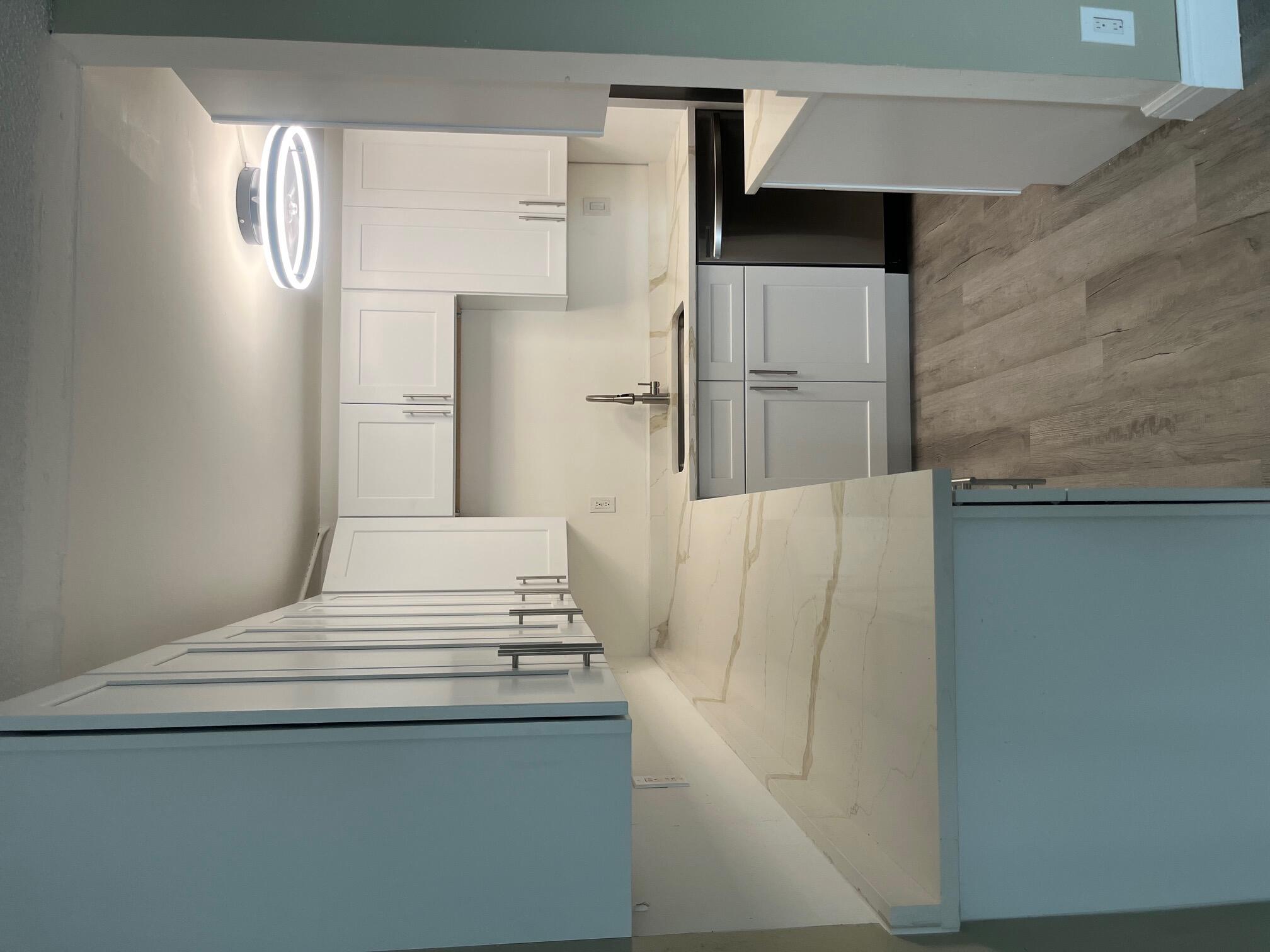 1820 N Congress Avenue 201