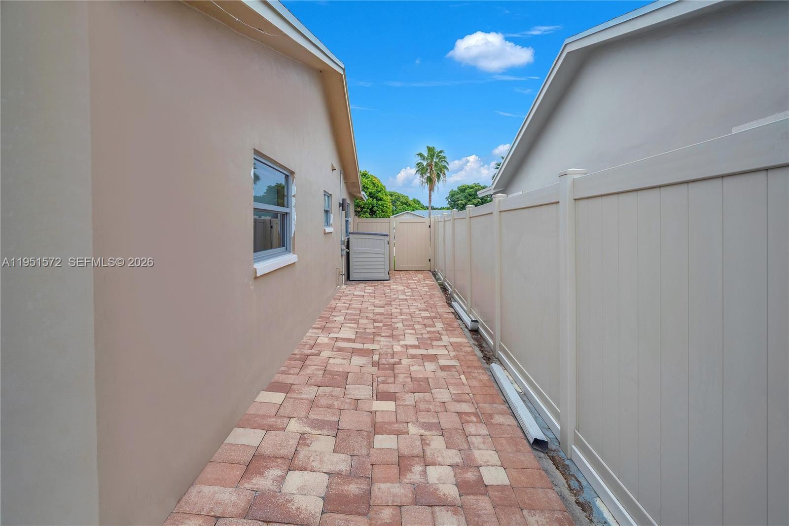 22599 SW 65th Avenue